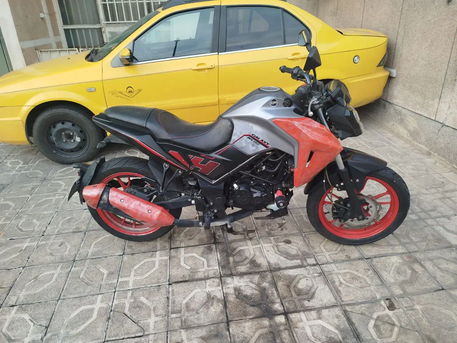 na 180 قرمز|موتورسیکلت|تهران, زرکش|دیوار