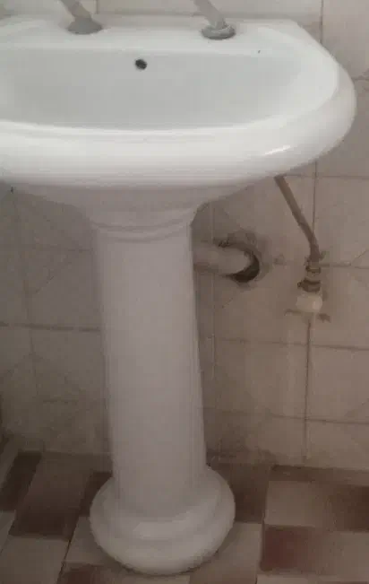 روشویی|لوازم سرویس بهداشتی|مبارکه, |دیوار