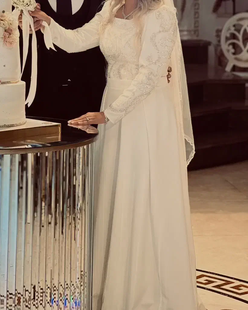 لباس عروس اروپایی سایز ۳۸ تا ۴۰|لباس|رشت, دیلمان|دیوار