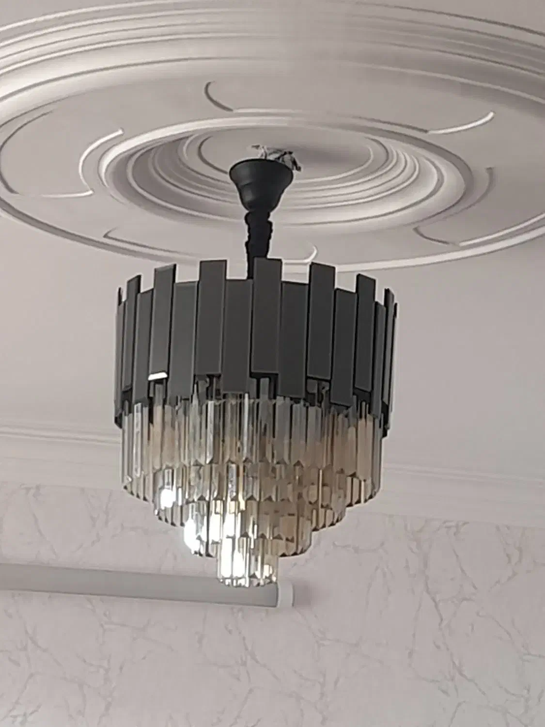 لوستر زیبا و در حد سالم سالم|لوستر و چراغ آویز|قزوین, |دیوار