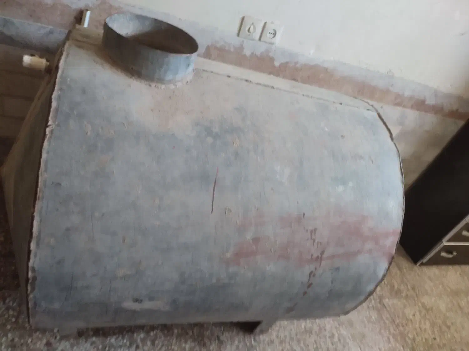 دوعدد تانک یکی نفت یکی اب1000لیتری دونه ای 7میلیون|مصالح و تجهیزات ساختمان|کرمان, |دیوار