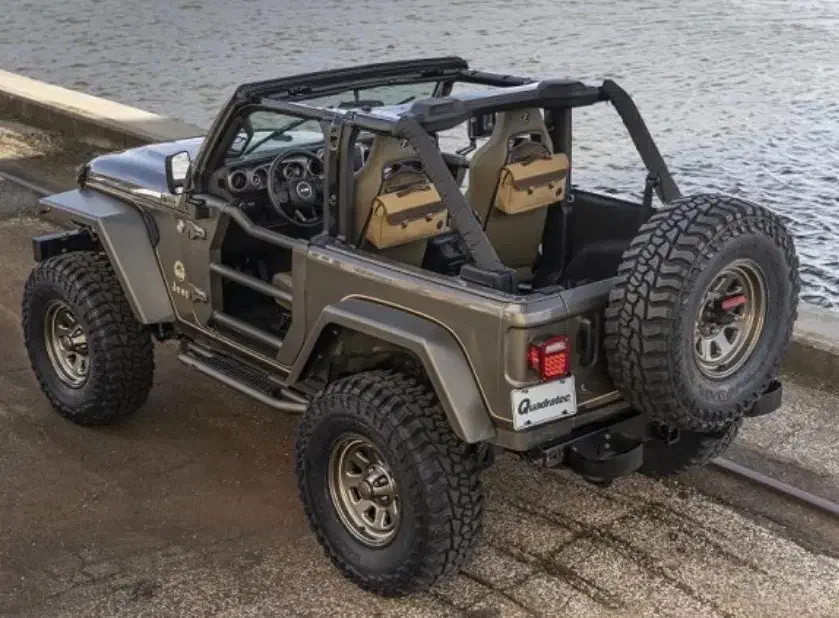 فروش بدنه کامل جیپ رانگلر ۲۰۰۵|قطعات یدکی و لوازم جانبی|شیراز, فرهنگ شهر|دیوار