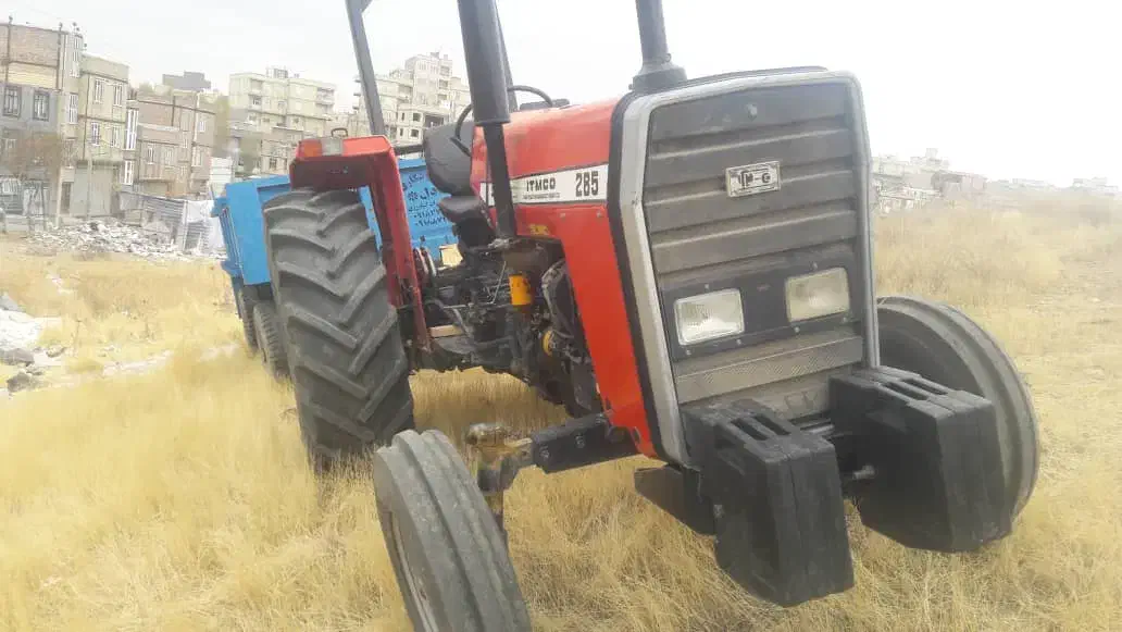 تراکتور 285 تک عتیقه خشکک|خودرو سنگین|دیواندره, |دیوار