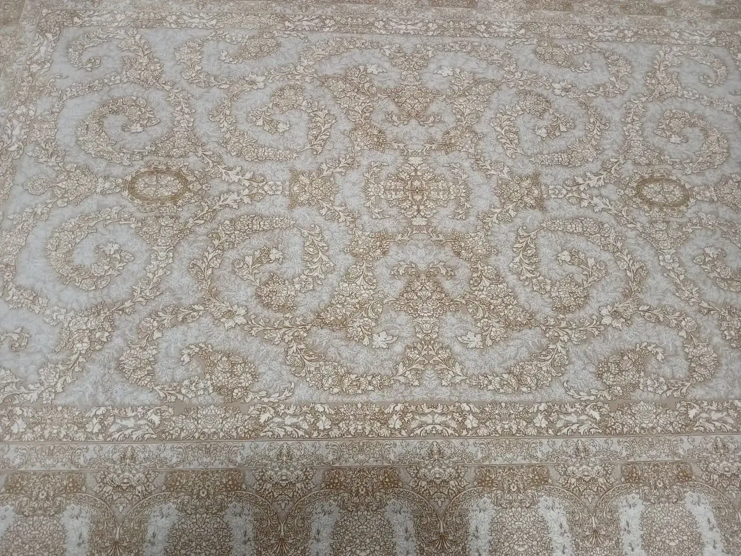 فرش ۱۲۰۰ شانه اصل|فرش|سقز, |دیوار