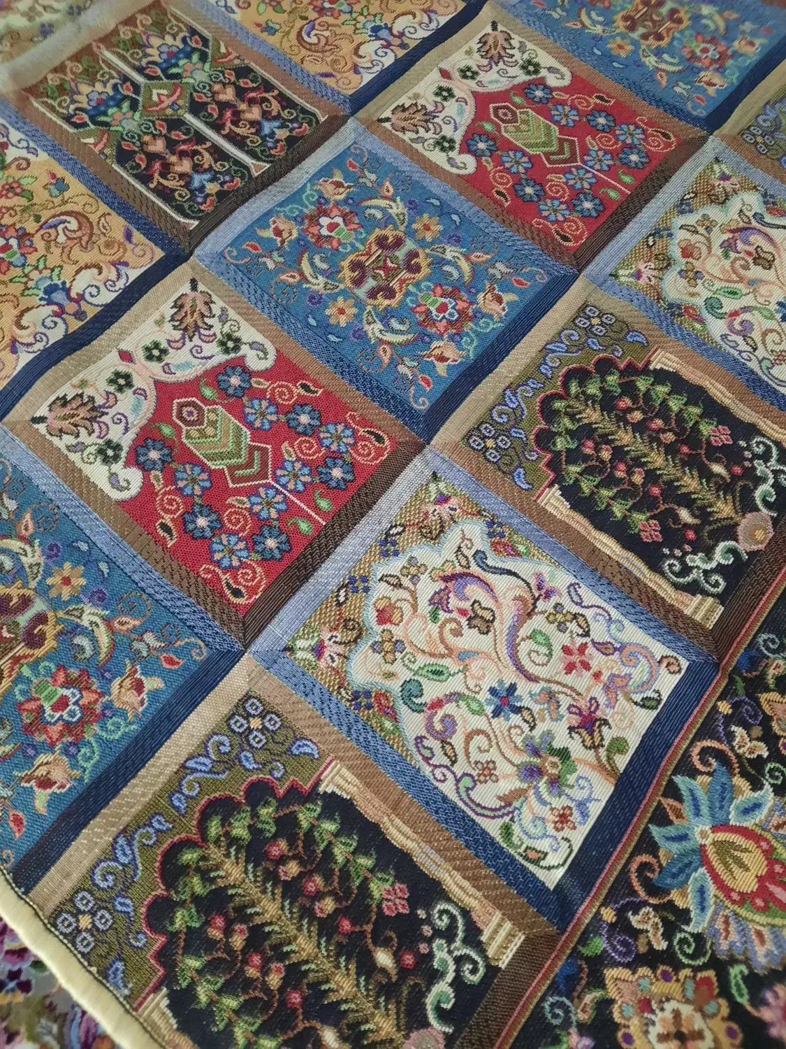 روفرشی ۹متری وروفرشی ۶متری جفت|روفرشی|چهارباغ, |دیوار