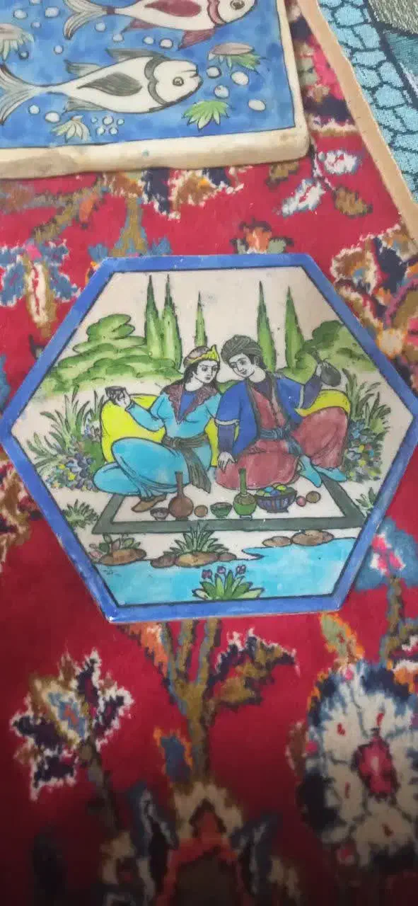 کاشی شش ضلعی قدیمی دوران قاجار|کلکسیون اشیاء عتیقه|خرمآباد, |دیوار