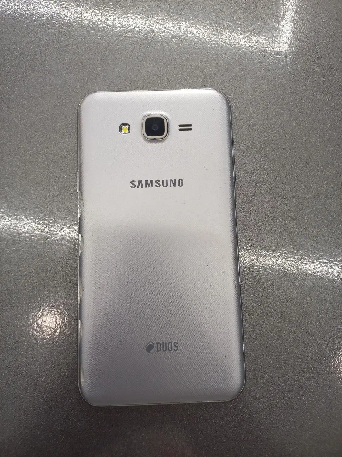 گوشی j7|موبایل|قم, علی آباد سعدگان|دیوار