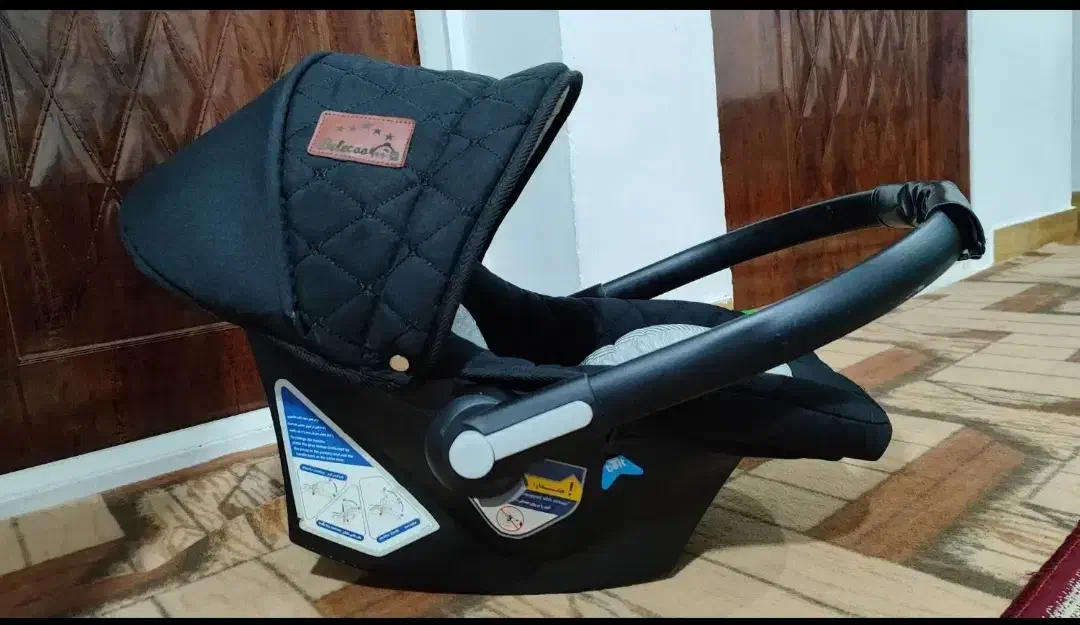 کریر در حد نو|کالسکه و لوازم جانبی|لاهیجان, آهندان|دیوار