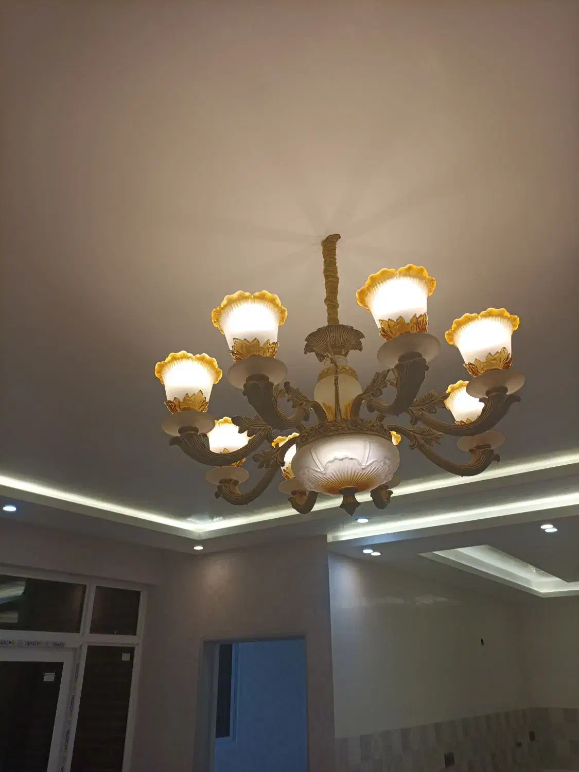 لوستر|لوستر و چراغ آویز|جرقویه, |دیوار