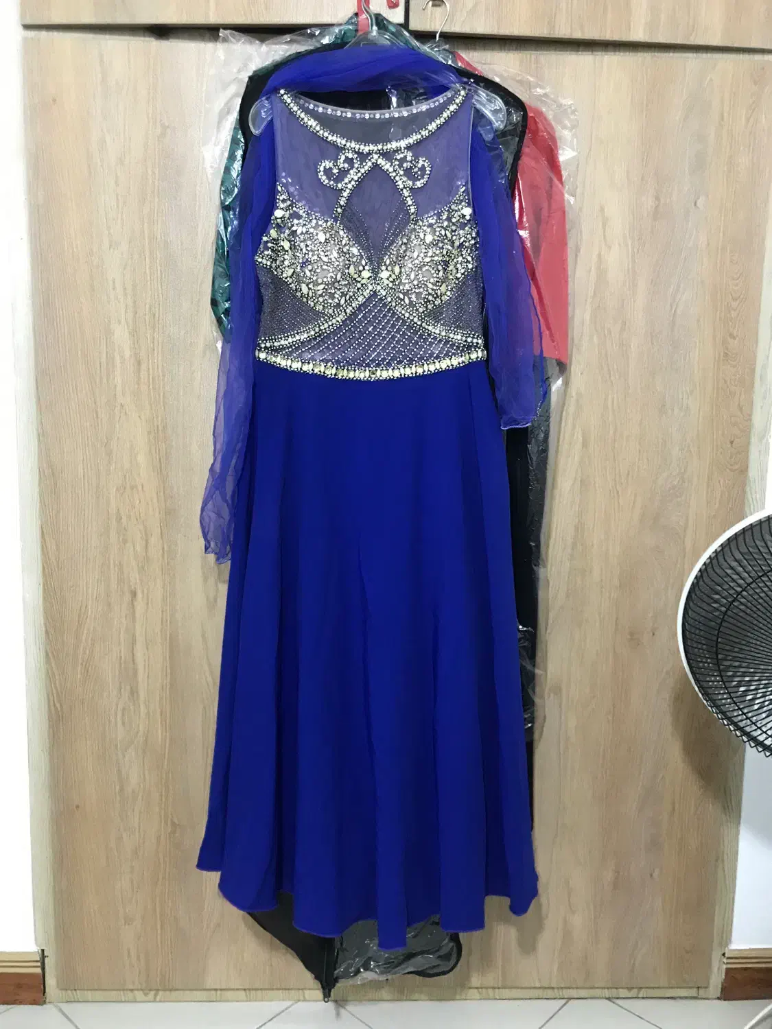 لباس مجاسی شیک و کاملا نو|لباس|اصفهان, برازنده|دیوار