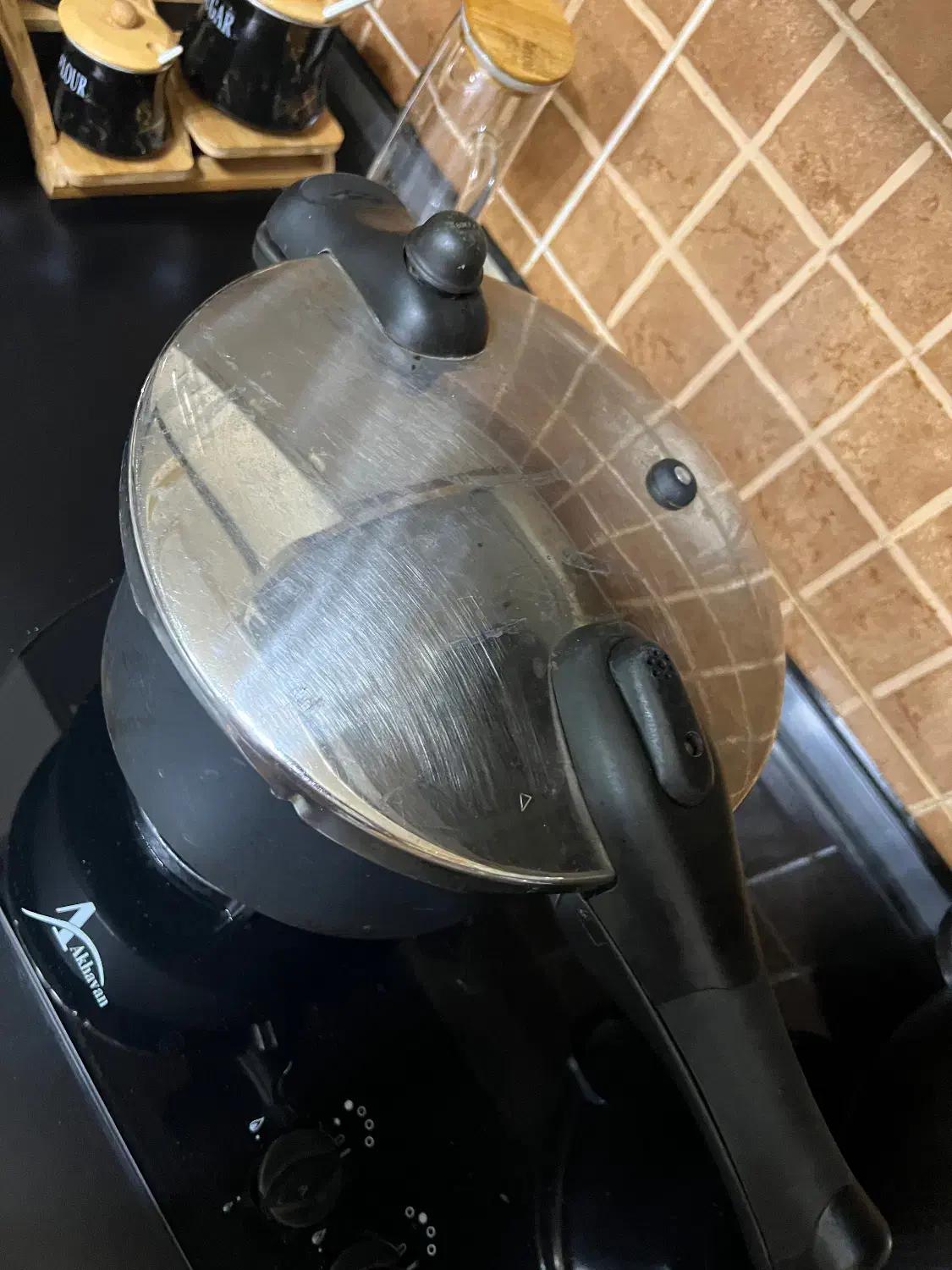 زودپز|ظروف پختوپز|قشم, |دیوار