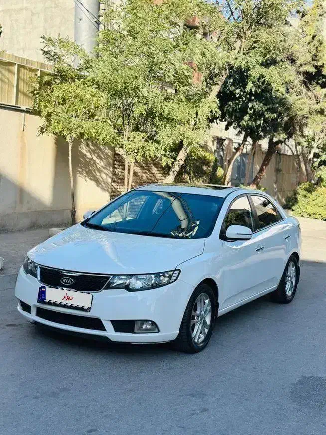 سراتو آپشنال مدل ۱۳۹۷|خودرو سواری و وانت|مشهد, دانشجو|دیوار