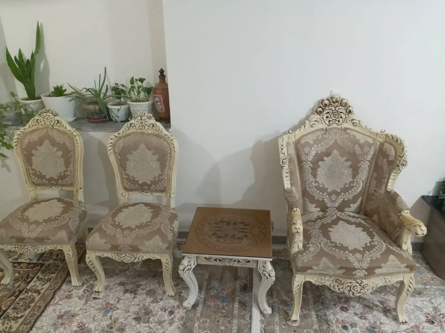 نبل ۹ نفره با عسلی|مبلمان خانگی و میز عسلی|رزن, |دیوار
