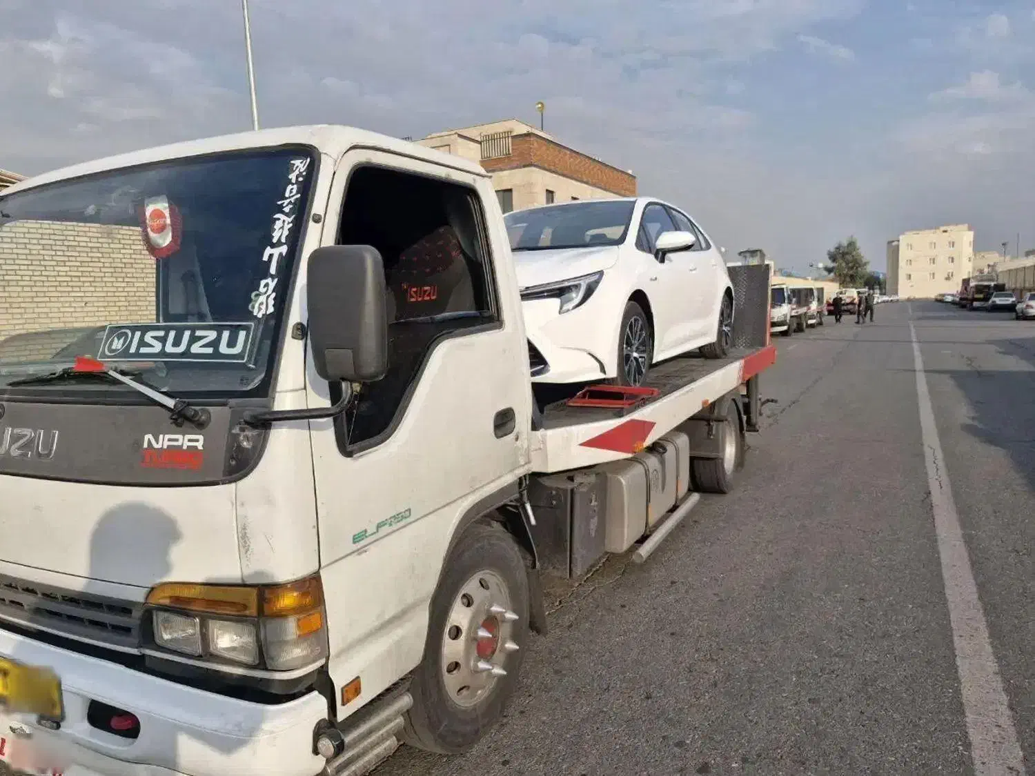 فوری..تویوتا لوین هیبرید ۱۸۰۰ مدل۲۰۲۳..فوری|خودرو سواری و وانت|پرند, فاز ۲|دیوار