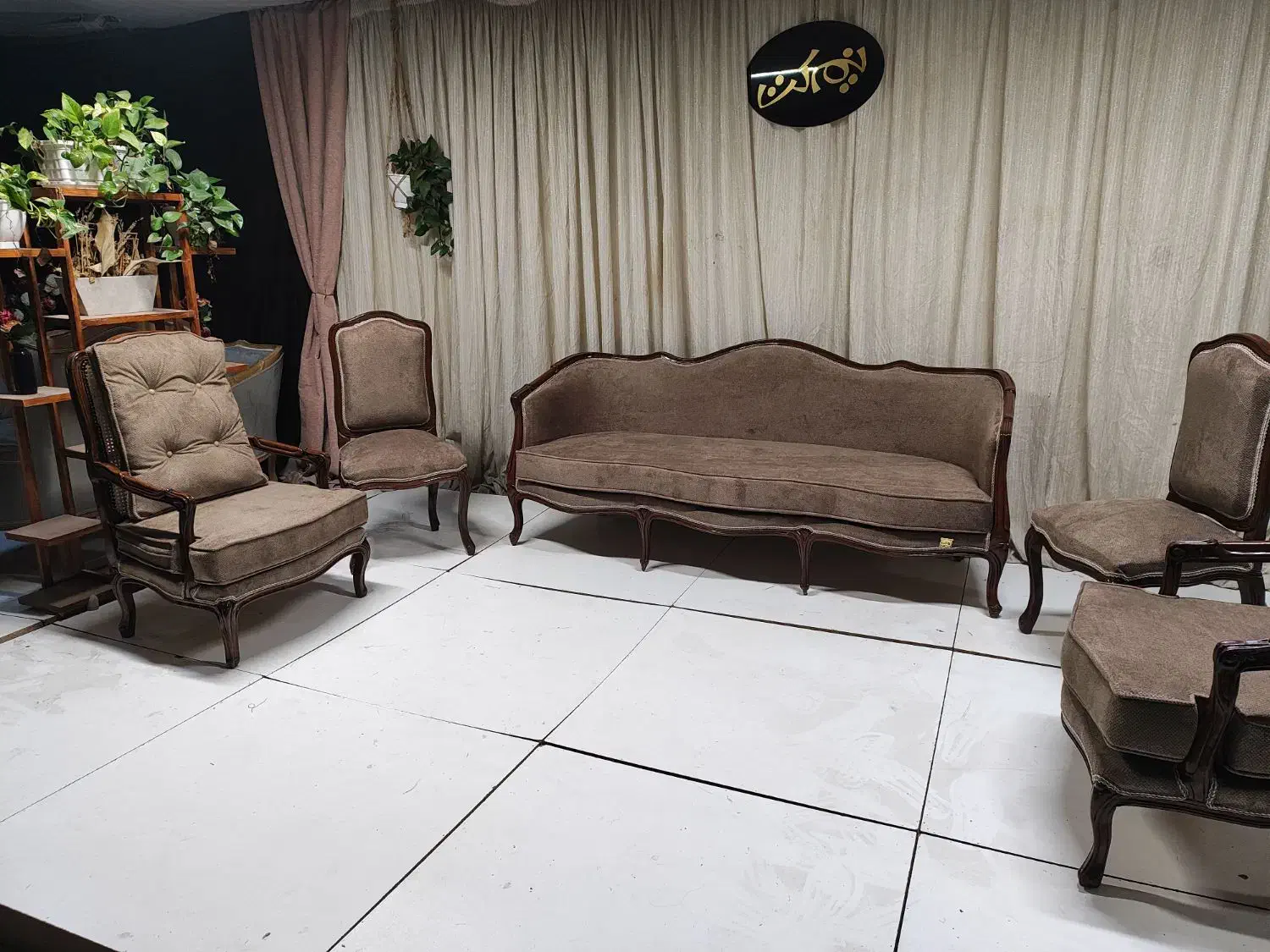 مبلمان ابزاری کلاسیک|مبلمان خانگی و میز عسلی|مشهد, پنجتن|دیوار