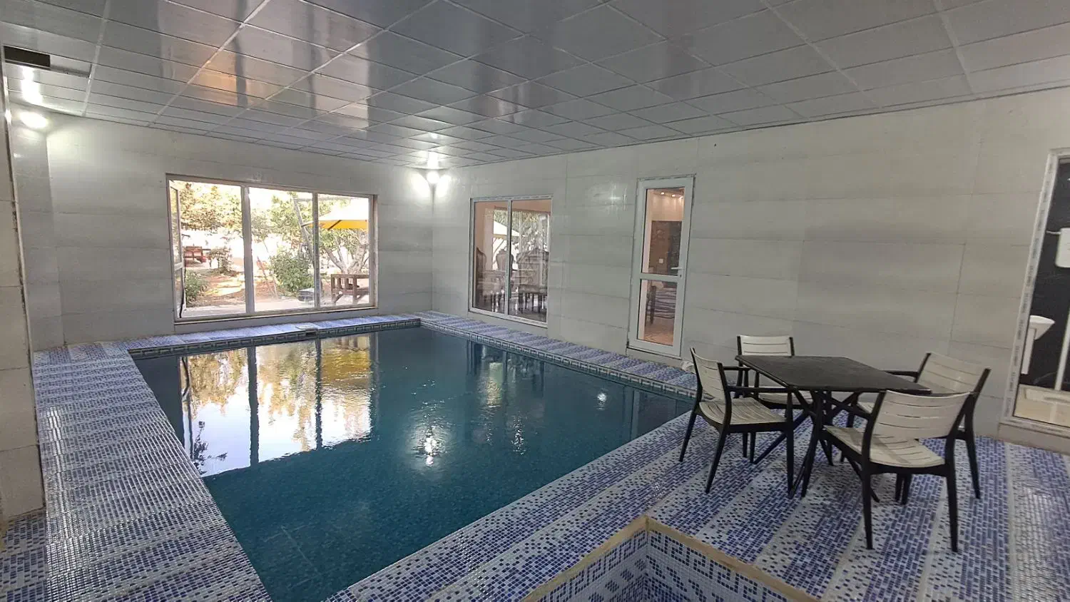 اجاره ویلا استخر آب گرم شیک و تمیز،خوشنام|اجارهٔ کوتاهمدت ویلا و باغ|فردیس, شهرک ناز|دیوار