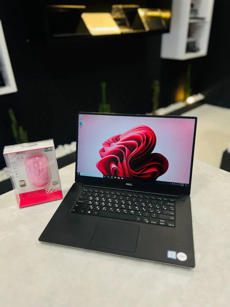 اولترابوکCorei9 با صفحه 4Kفریم لس گرافیک P2000 4G|رایانه همراه|گلبهار, شهر جدید گلبهار|دیوار