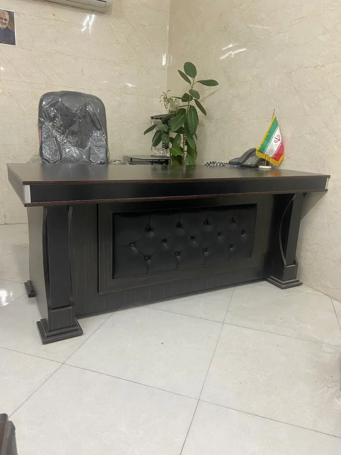 میز سالم فوق العاده نو|دفتر کار|اراک, |دیوار