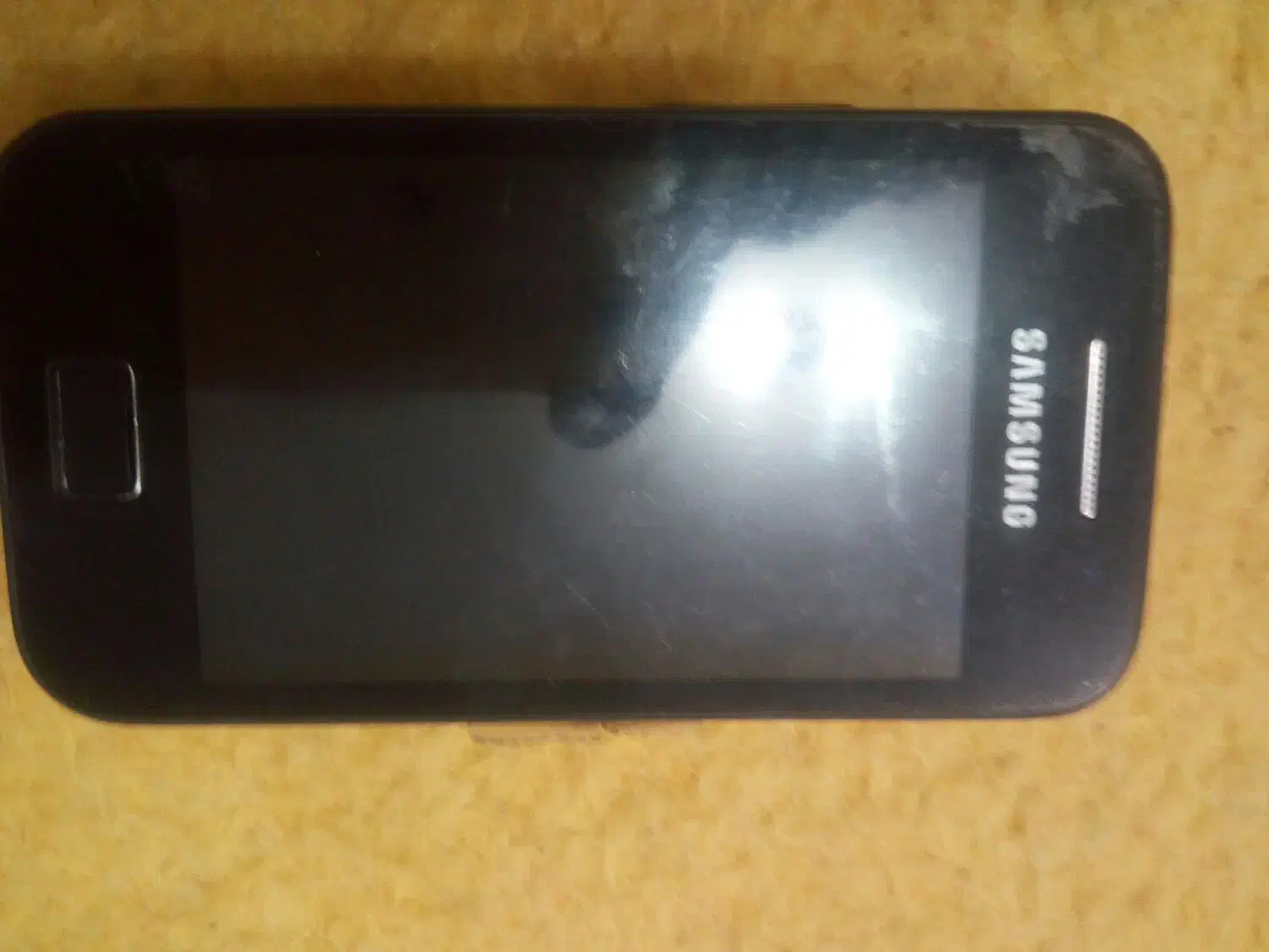 گوشی اچ تی سی|موبایل|نجف‌آباد, شهید بهشتی|دیوار