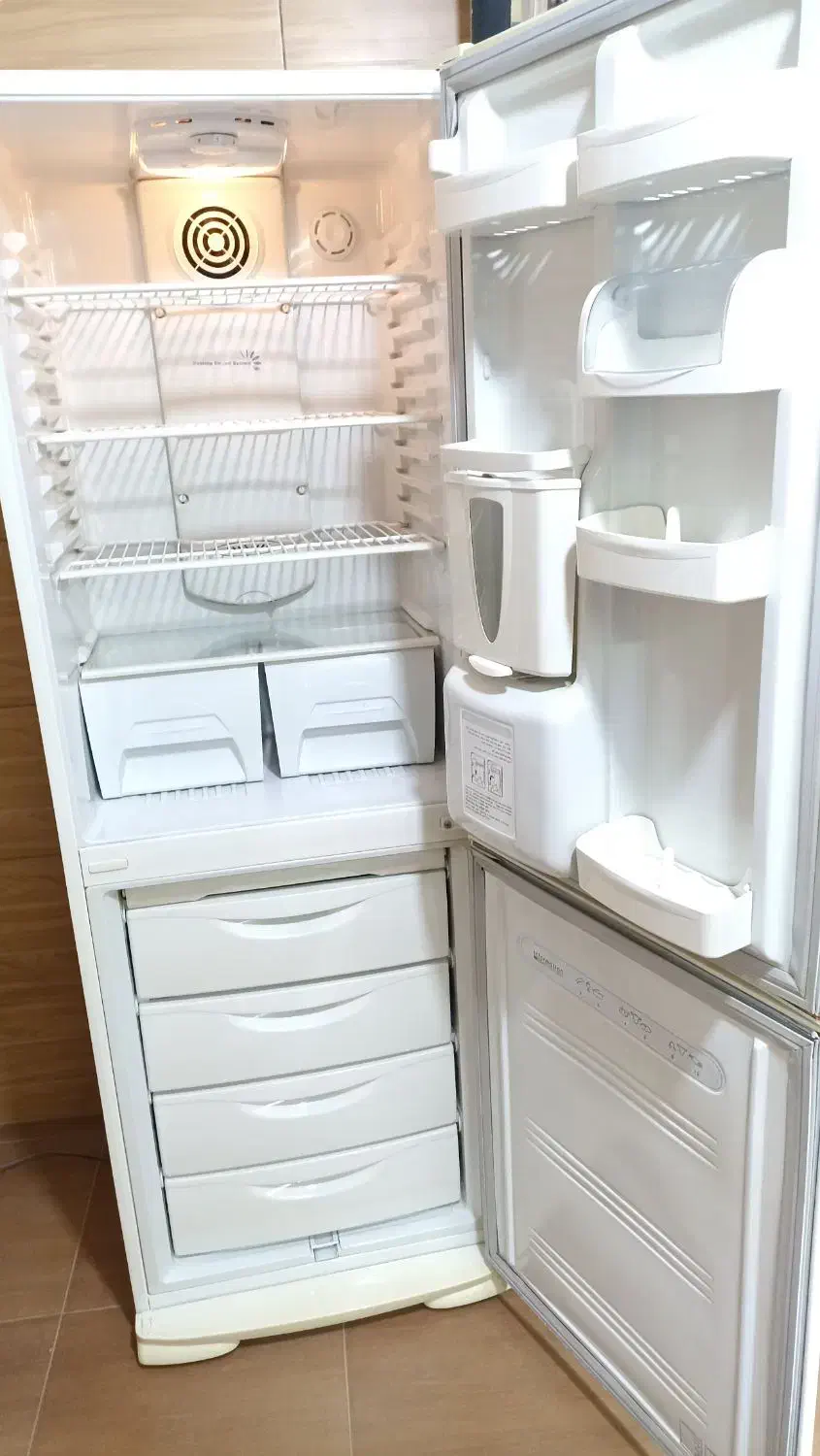 یخچال فریزر امرسان بدون برفک سالم|یخچال و فریزر|سنندج, |دیوار