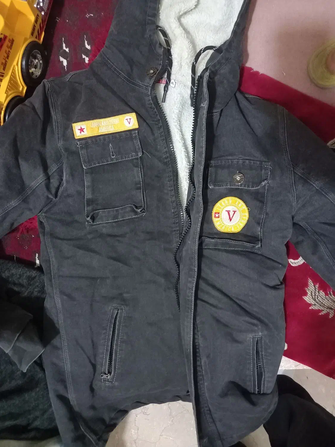 کت لی و بارانی|لباس|مریوان, |دیوار