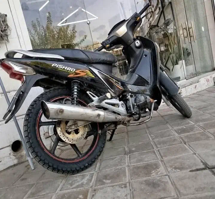 بی کلاچ پیشرو۱۳۵|موتورسیکلت|شاهینشهر, عطار|دیوار