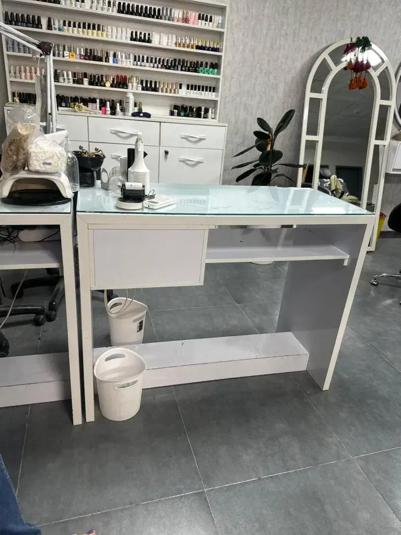 وسایل سالن زیبایی|آرایشگاه و سالنهای زیبایی|فردیس, داوری|دیوار