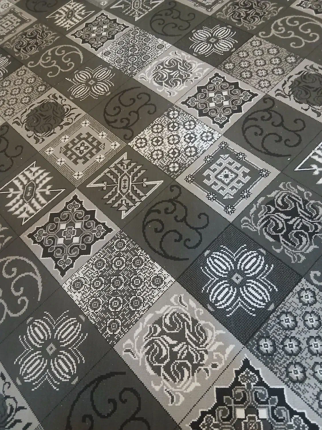 گلیم فرش ۶ متری بدون هیچ ایرادی|فرش|ساوه, |دیوار