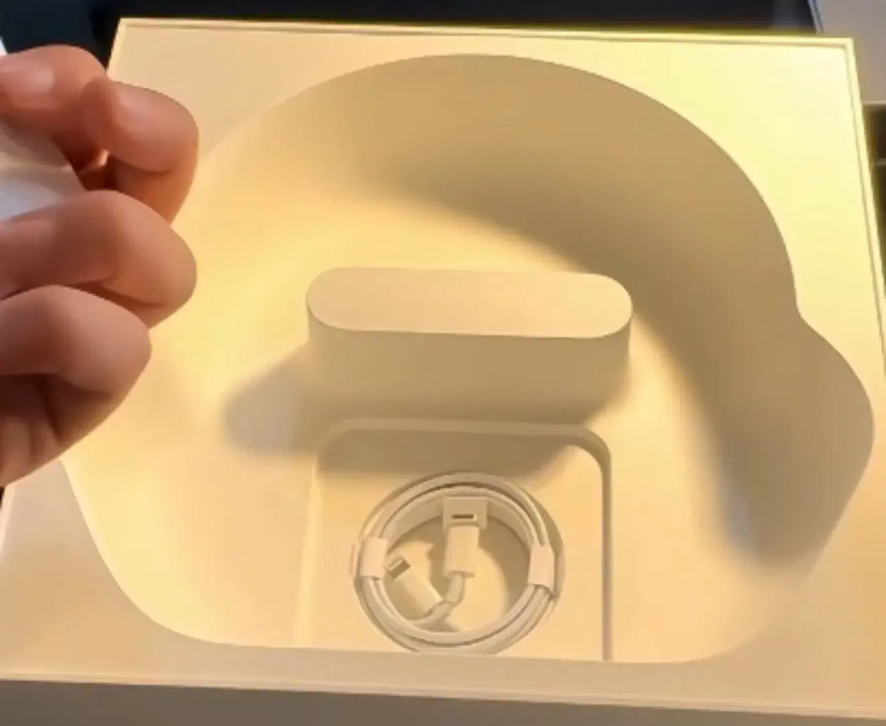 Airpodmax  Apple|لوازم جانبی موبایل و تبلت|تهران, ولنجک|دیوار