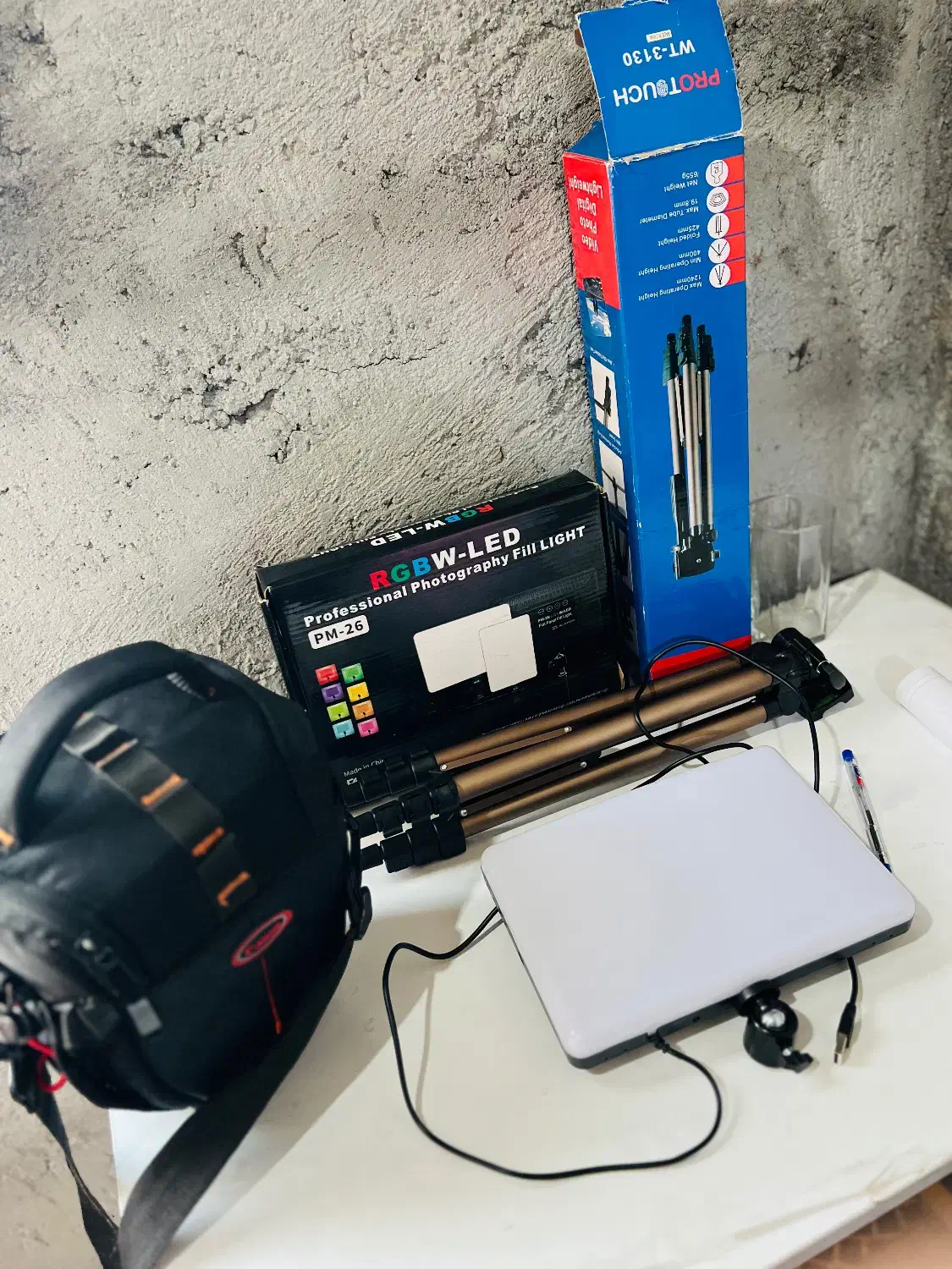 وسایل جانبی دوربین،سافت لایت،سه پایه،کیف|دوربین عکاسی و فیلم‌برداری|میناب, |دیوار