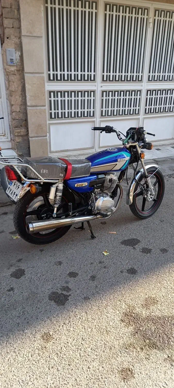 هندا 200 احسان مدل 1400|موتورسیکلت|قم, باغ شریفی|دیوار