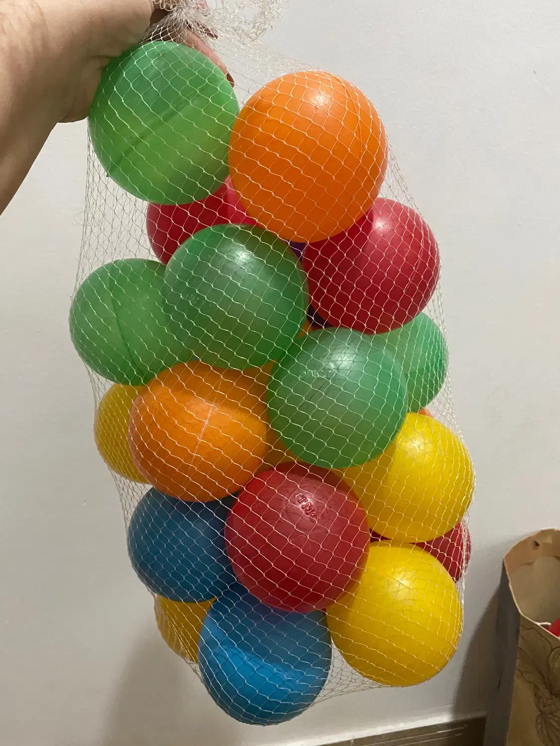 توپ کوچک پلاستیکی|اسباببازی|بیرجند, |دیوار