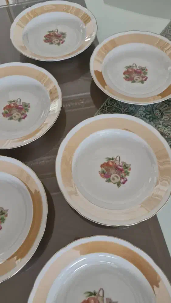 بشقاب چینی عتیقه|ظروف سرو و پذیرایی|اردبیل, |دیوار