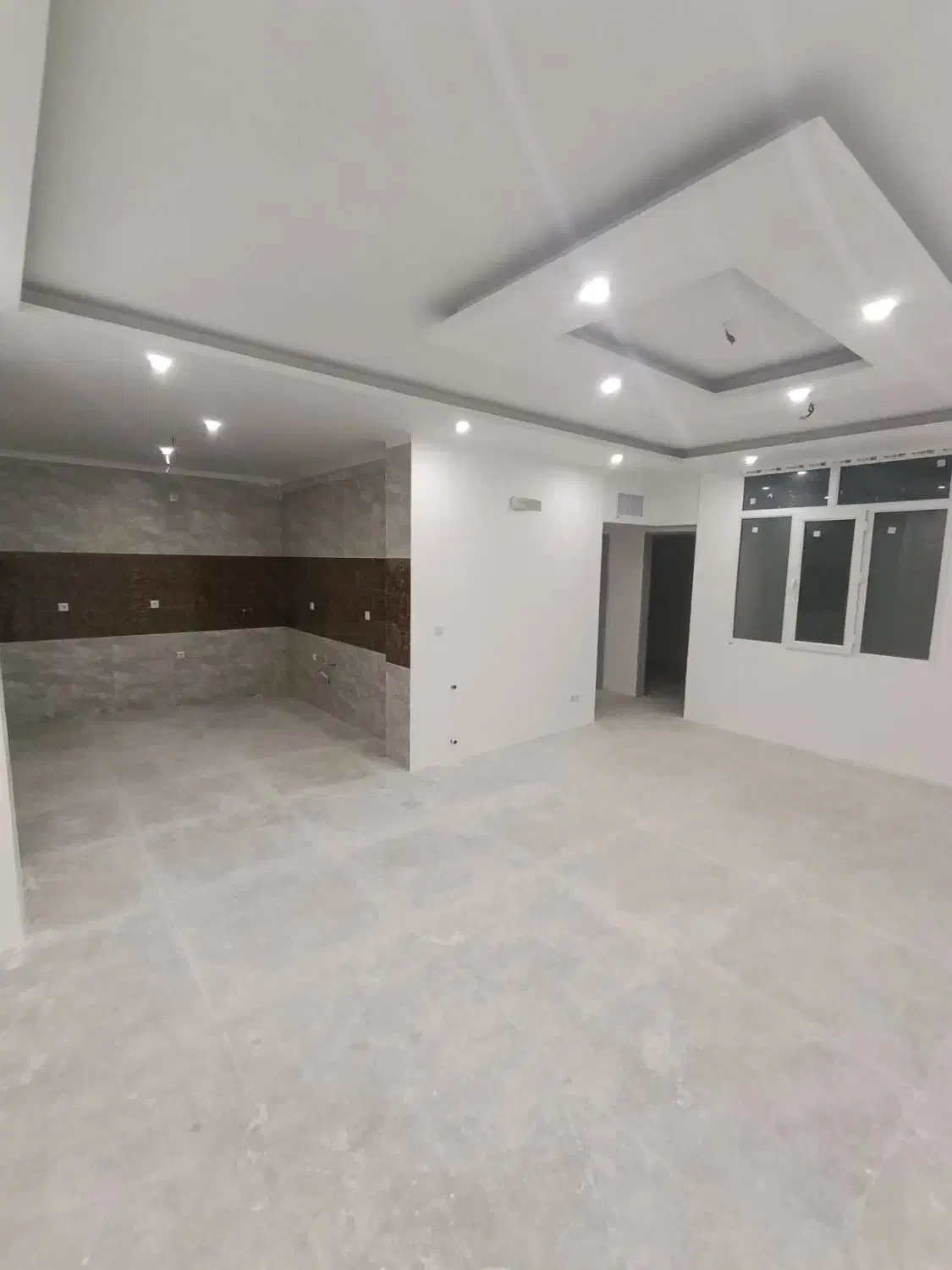 آپارتمان ۸۵ متری کلید نخورده طالقانی|فروش آپارتمان|ساوه, |دیوار