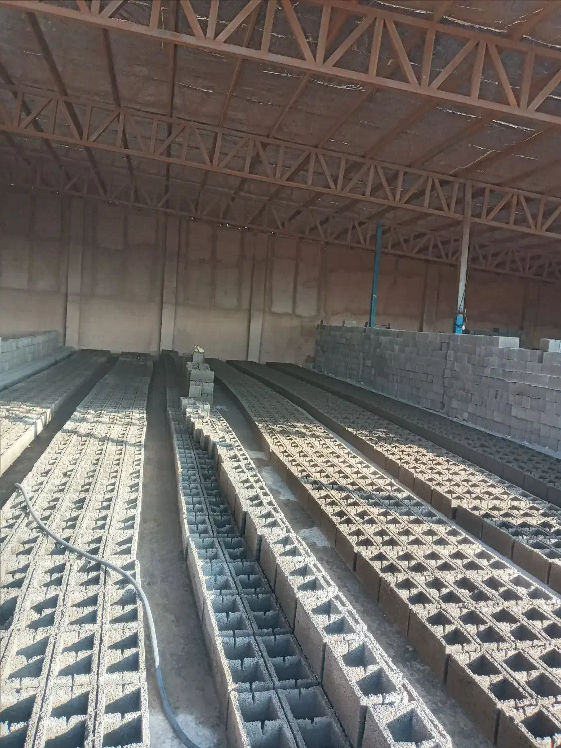 بلوکه ملک اباد بینالود|مصالح و تجهیزات ساختمان|ملکآباد, |دیوار