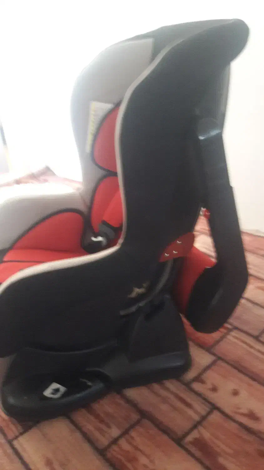 صندلی ماشین|تخت و صندلی بچه|مراغه, |دیوار