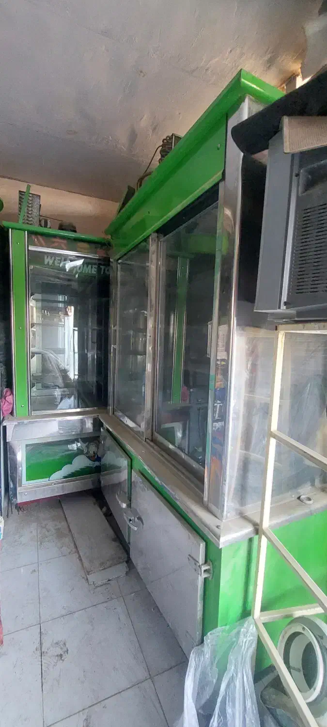 یخچال ایستاده سوپر مارکت، رستوران، مرغ فروشی|فروشگاه و مغازه|سنندج, |دیوار