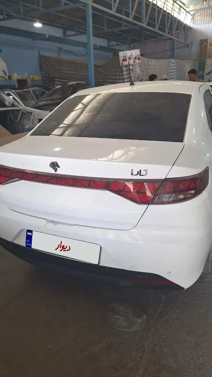 تارا تصادفی|خودرو سواری و وانت|قم, کوه سفید|دیوار