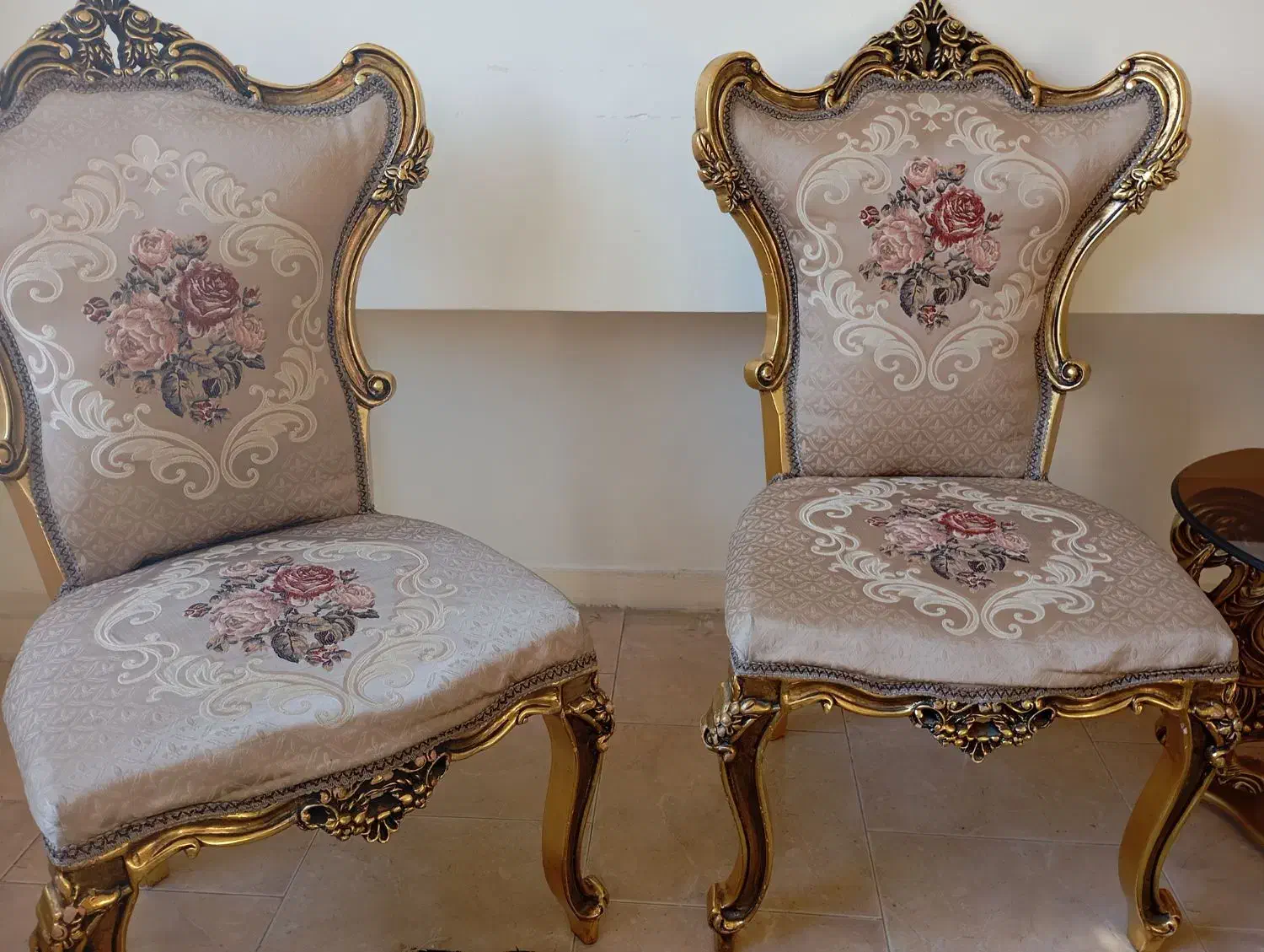 صندلی غذاخوری|میز و صندلی غذاخوری|محمدشهر, زیبادشت|دیوار