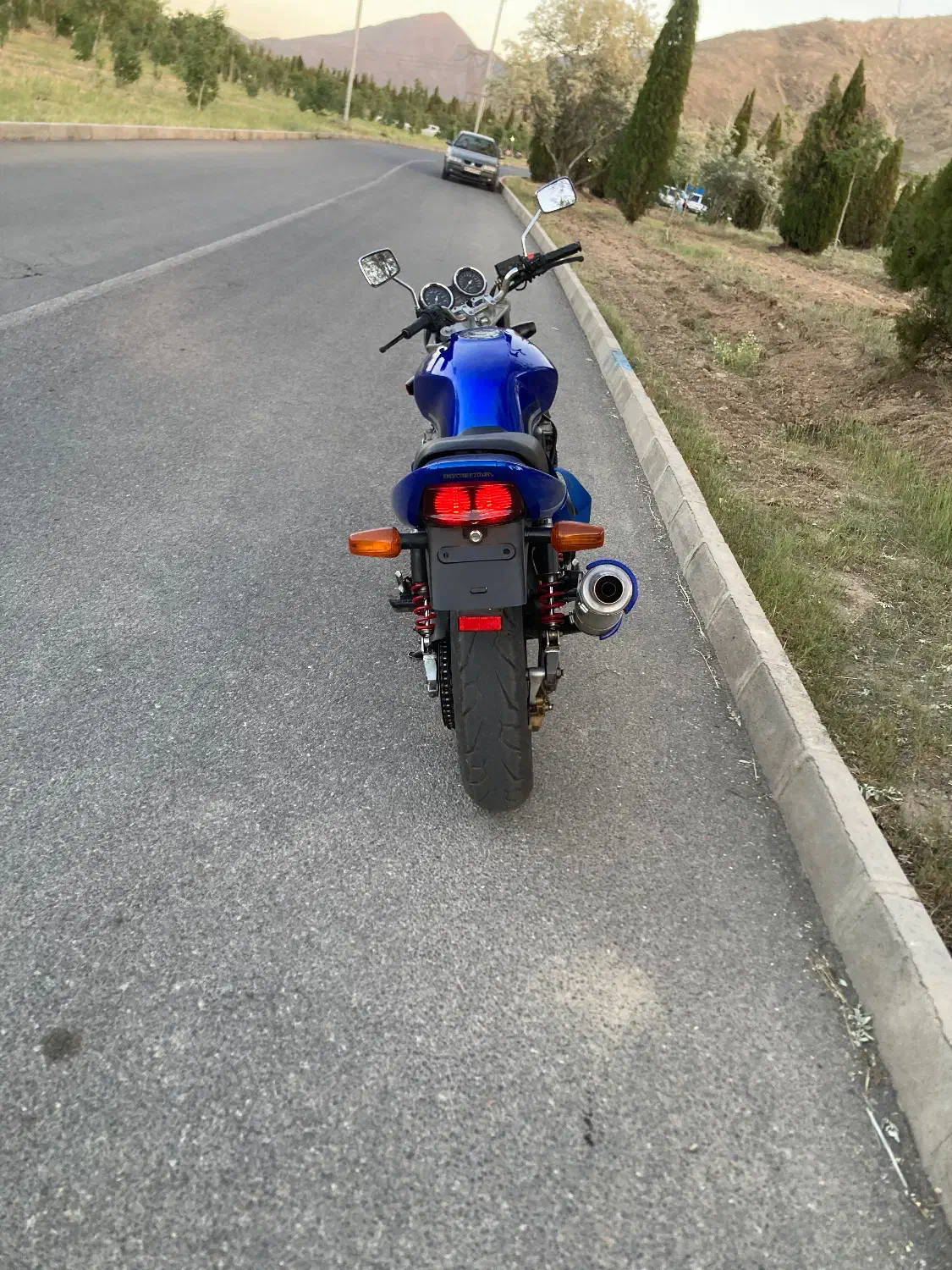 2003هایپر مدلcb400|موتورسیکلت|اراک, |دیوار