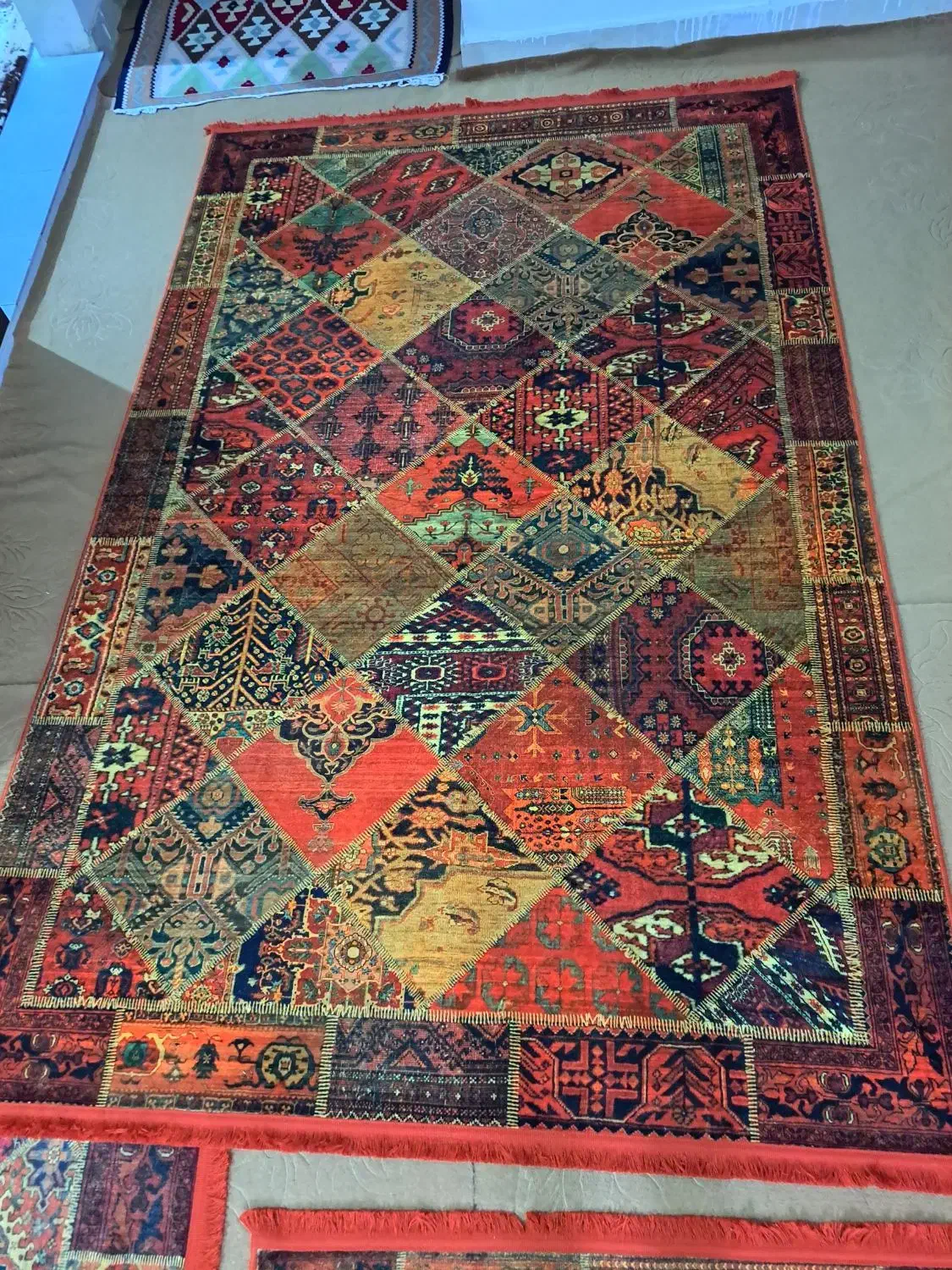 ۳تخته فرش طرح ابریشم نو|فرش|نوشهر, |دیوار