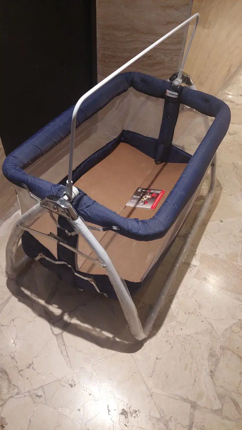 گهواره و تخت کنار مادر|تخت و صندلی بچه|تهران, اختیاریه|دیوار