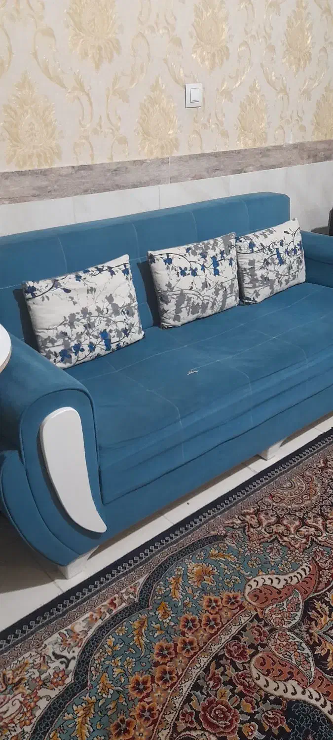 مبل ۷نفره|مبلمان خانگی و میز عسلی|قرچک, میرزائی شمالی|دیوار