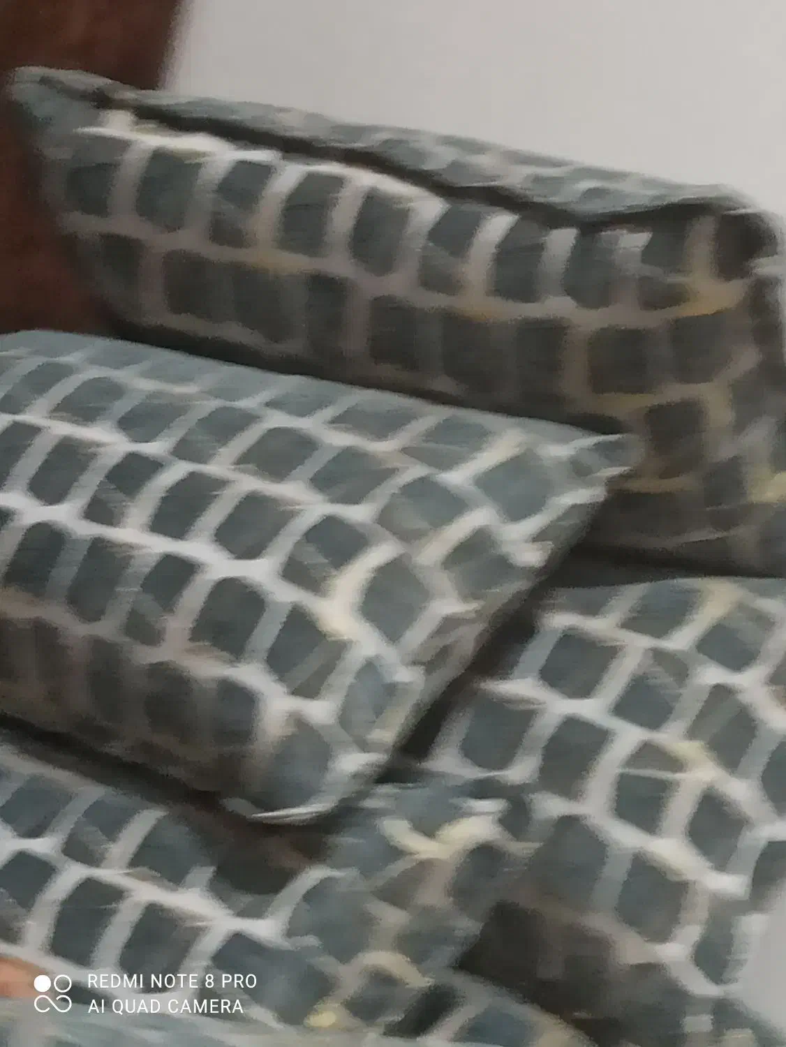 دوخت جلد بالشت تشک، تعمیرات انواع لباس|رختخواب، بالش، پتو|شاهین‌شهر, خانه کارگر|دیوار