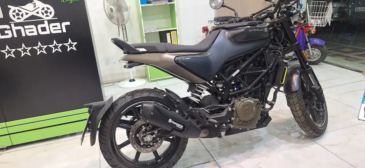 اسوارت پیلن  1403صفر خشک|موتورسیکلت|تهران, فلسطین (میدان انقلاب)|دیوار