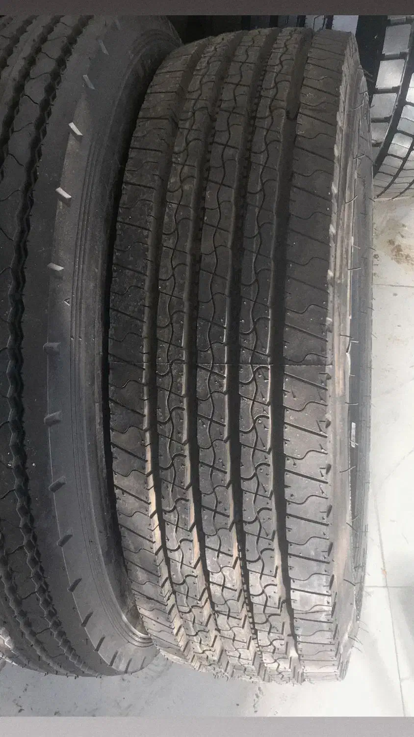 لاستیک 215/75/17.5  تری انگل  نو نو|قطعات یدکی و لوازم جانبی|اسفراین, |دیوار