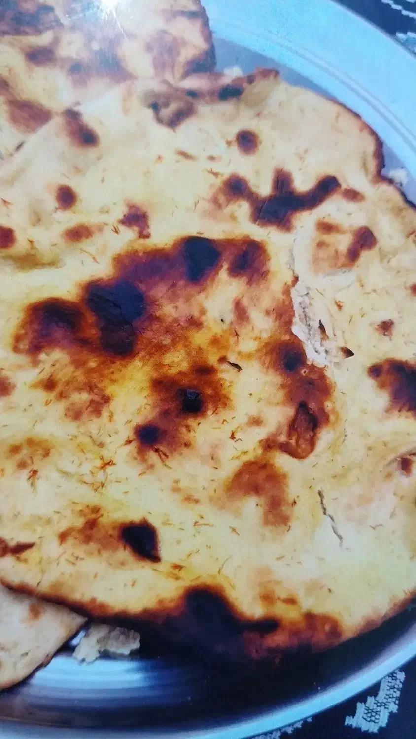 نیازمند نیروی خانم جهت کار در گرده پزی|استخدام خدمات فروشگاه و رستوران|قروه, |دیوار