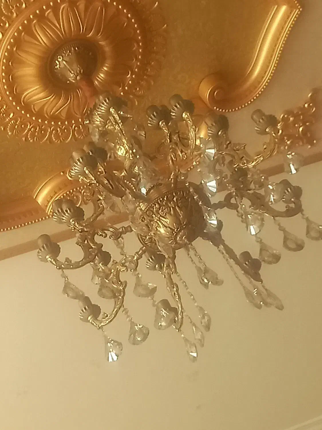 لوستر برنز۲۴شاخه بدون ایراد نوهست ۱۵ میلیون|لوستر و چراغ آویز|اردبیل, |دیوار