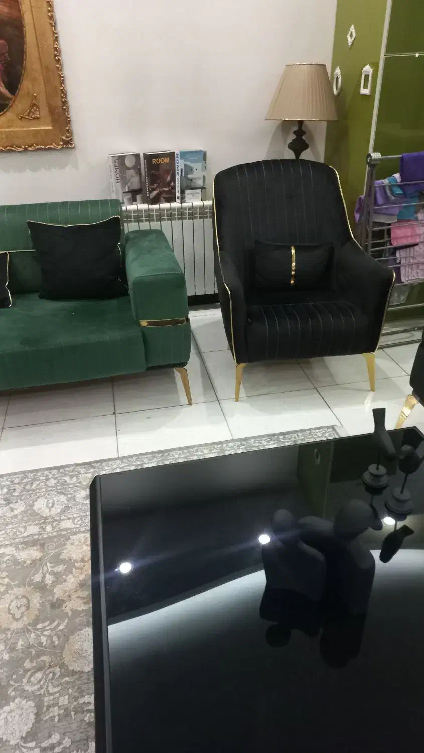 مبل و میز نهارخوری ۶ نفره میز وسط و عباس|مبلمان خانگی و میز عسلی|کرج, شهرک بیدارچشمه|دیوار