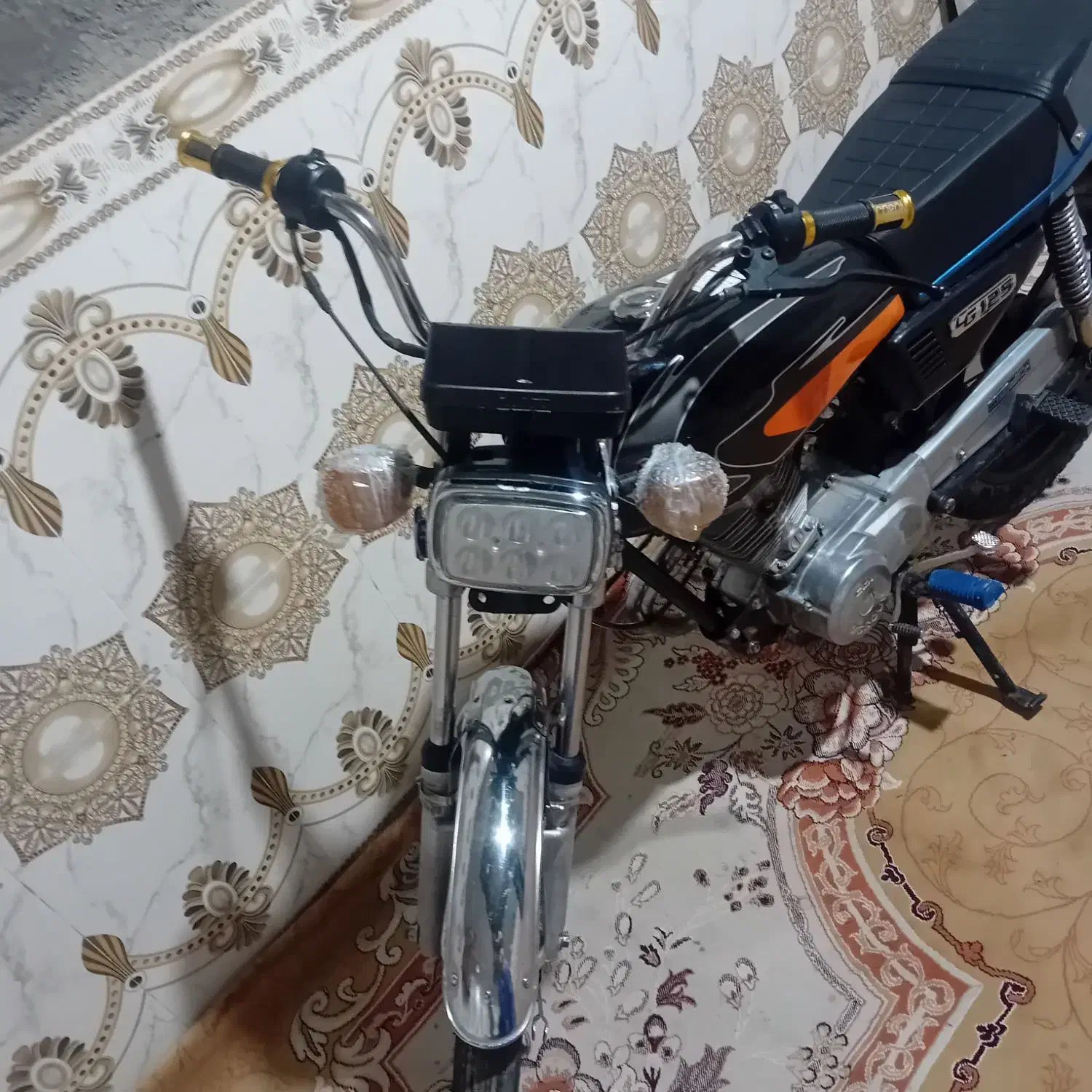 موتور تمیزه همه چیزش تو عکس مشخص|موتورسیکلت|زهک, |دیوار